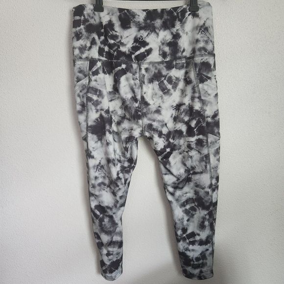 Vogo Athletica Capri Leggings Tie Die Yoga Running Athletic Pants‎ Women's Large - Picture 2 of 5